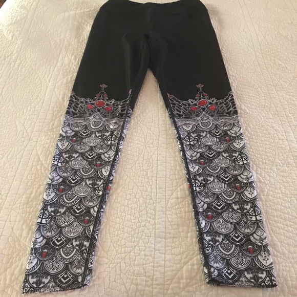 Fox Savant / Carousel Ink Ophelia’s Armor Leggings L EUC - Picture 2 of 6